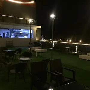 Eutopia Resort